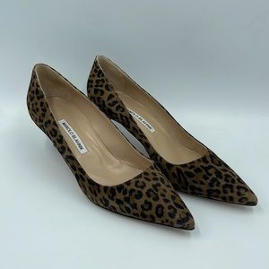 Manolo Blahnik BB 50 suede heels